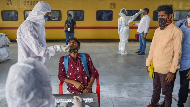 真正的毒窝印度传出糟糕消息超3亿人可能感染过新冠