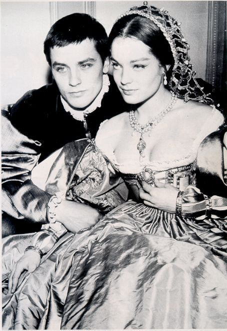 茜茜公主的悲剧被阿兰德龙抛弃离婚2次丧夫丧子43岁早逝