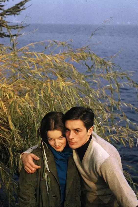 阿兰德龙与罗密施耐德的一百多张甜蜜合影像童话一样美好