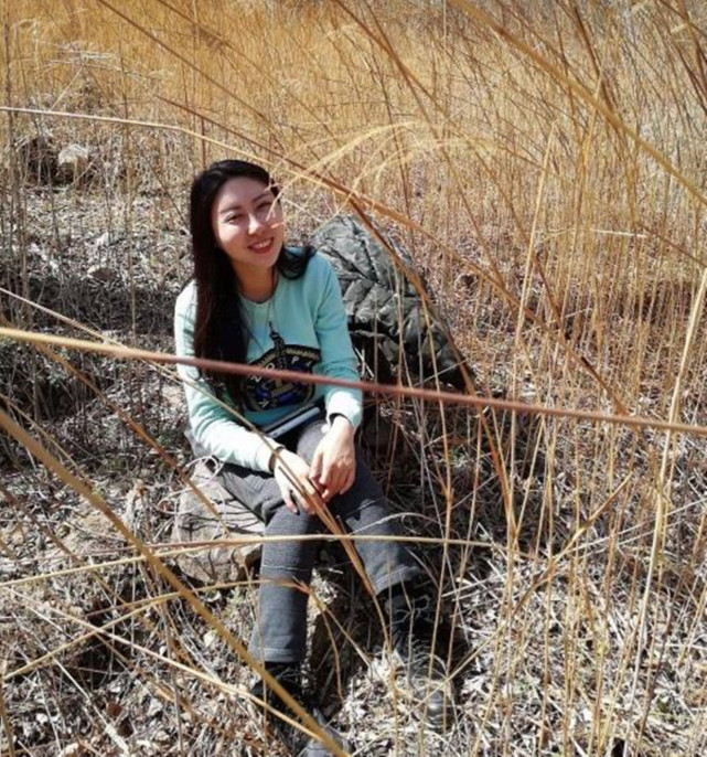 贾浅浅被姜二曼秒杀,西北大学也被推向风口浪尖,献丑不如藏拙