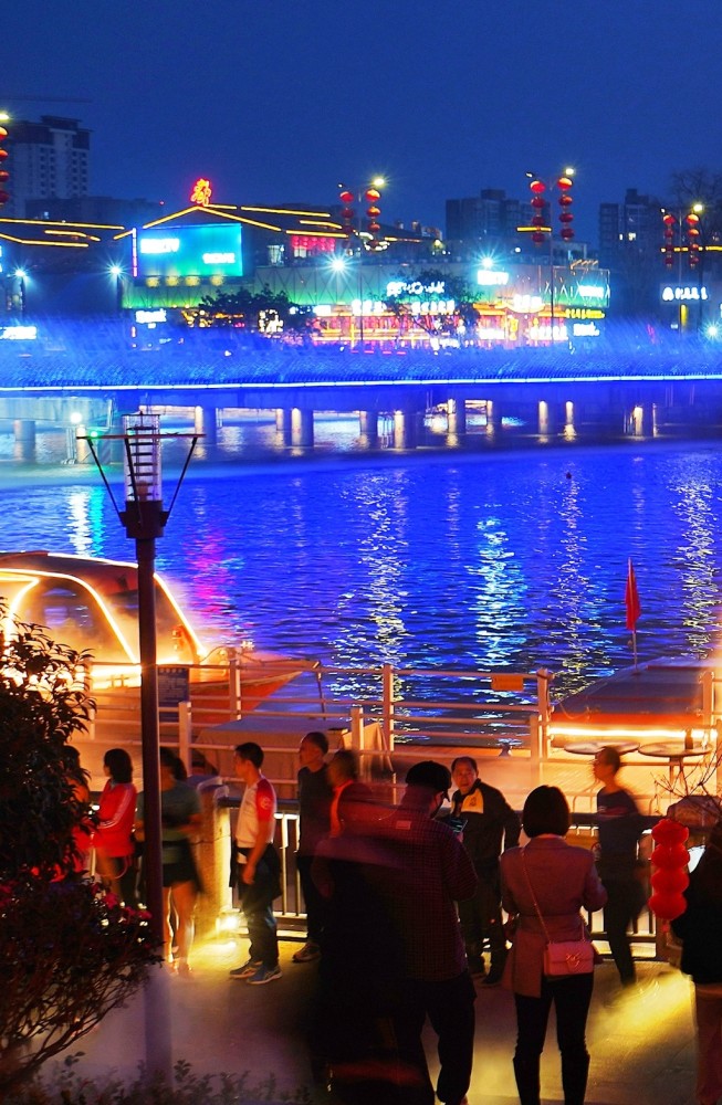 视频|体验多彩毗河湾 金堂夜景如梦如幻_腾讯新闻