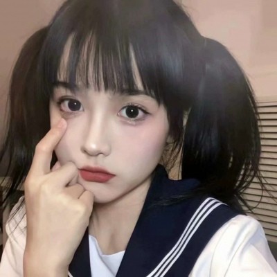 原宿风女生头像这个世界有点苦我想给你一点甜