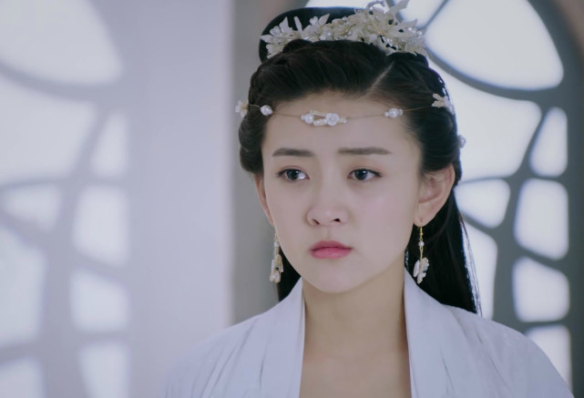 《聊斋》故事之《阿绣》:"双胞胎"比美,并同时爱上了一个人