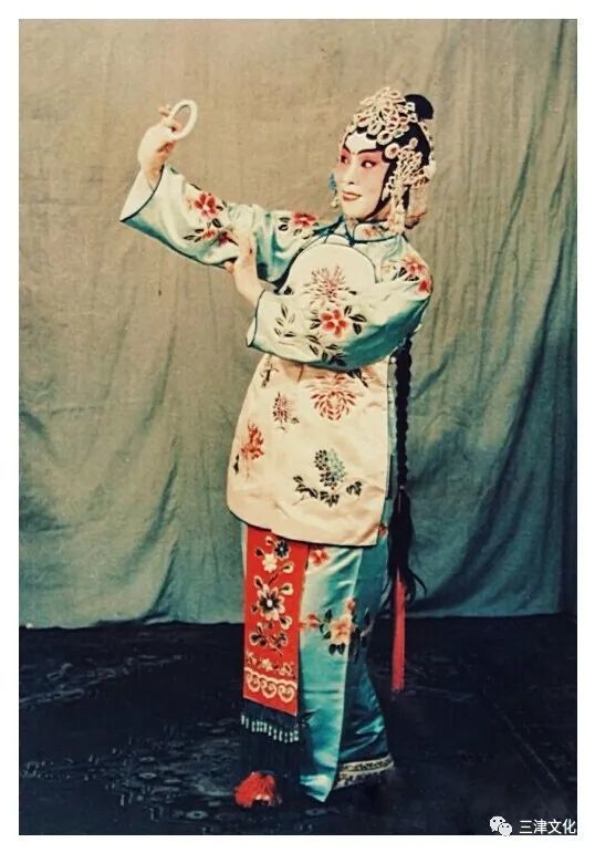 豫剧皇后陈素真 我们姐俩情谊深_腾讯新闻