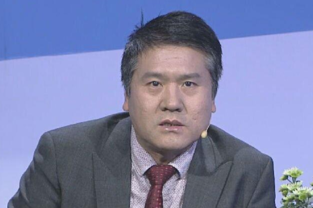 专家王福重:只有农民彻底放弃土地,国家才能更强大更强大