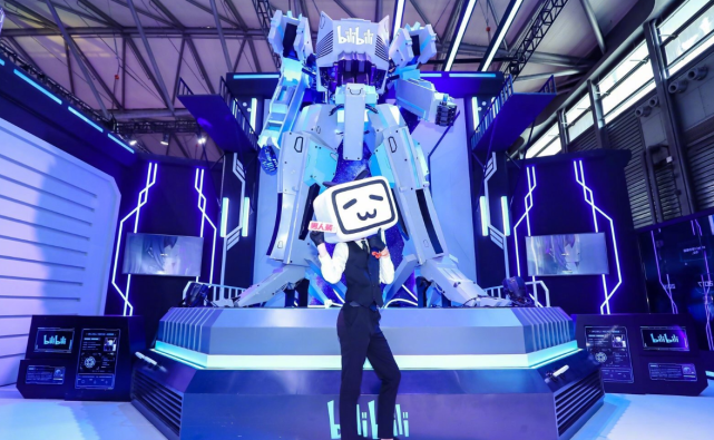 b站小电视火出圈了男模身材太吸引人关键还有一颗沙雕的心