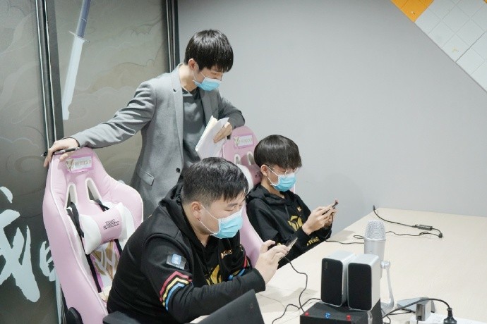 kpl年度盘点之hero久竞：从五杀到四冠，一切的背后都是他的功劳