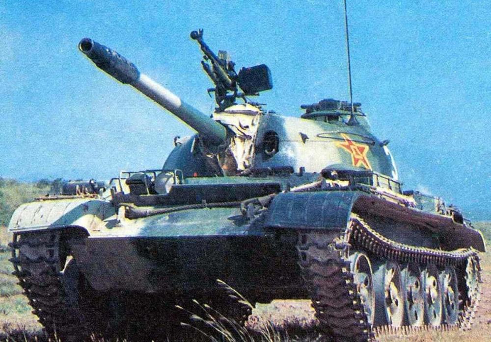 电影芳华中出镜的我军62式轻型坦克丛林山区的装甲先锋