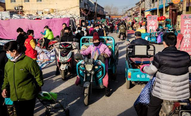 山东邹平年味儿浓浓的乡村年集