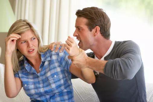 世人皆知马金瑜被家暴,但悲哀的是"在藏区这是常态"