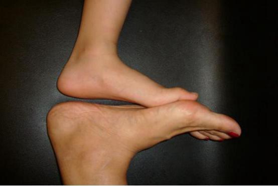 "人小脚大"以后个子不会低?看看"身高脚长"表,就有答案了