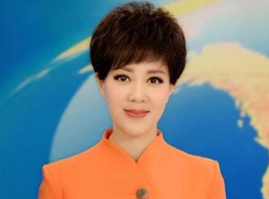 47岁的女主持李文静与丈夫婚后坚持丁克坦言自己不喜欢孩子