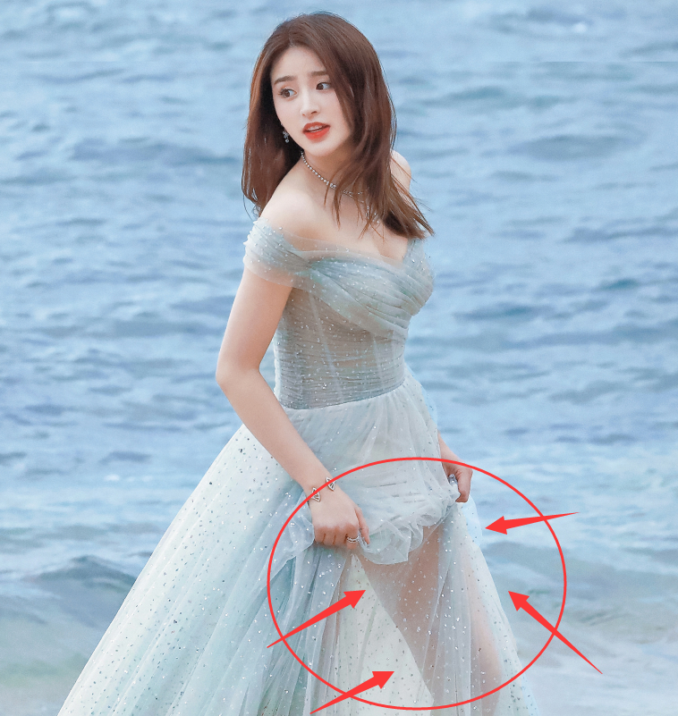 金子涵海边大片火了!