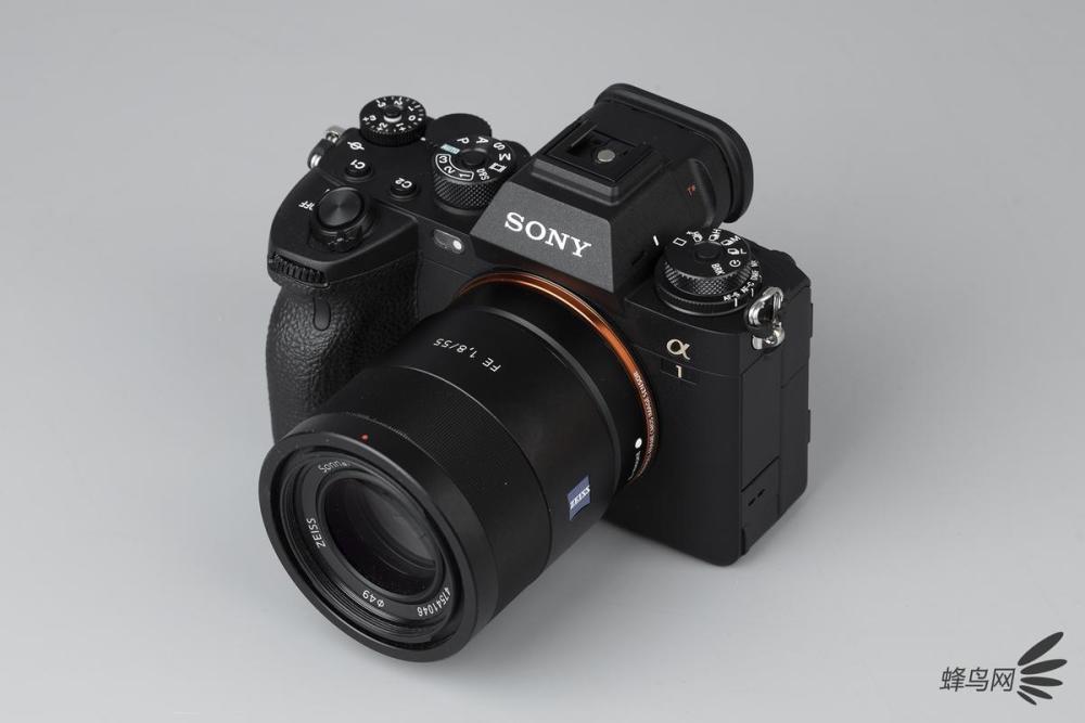 集结索尼α微单优秀的设计精髓 索尼α1外观图赏