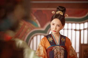 风起霓裳热播晨阳双剧刷屏征战古今职场