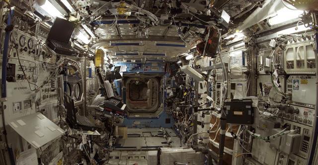 宇航员|盘点宇航员在太空生活的10种最“遭罪”的经历和体验！