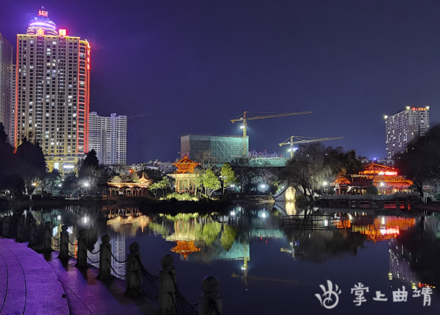 珠江源广场人工湖上的廊,桥,亭"靓"起来了