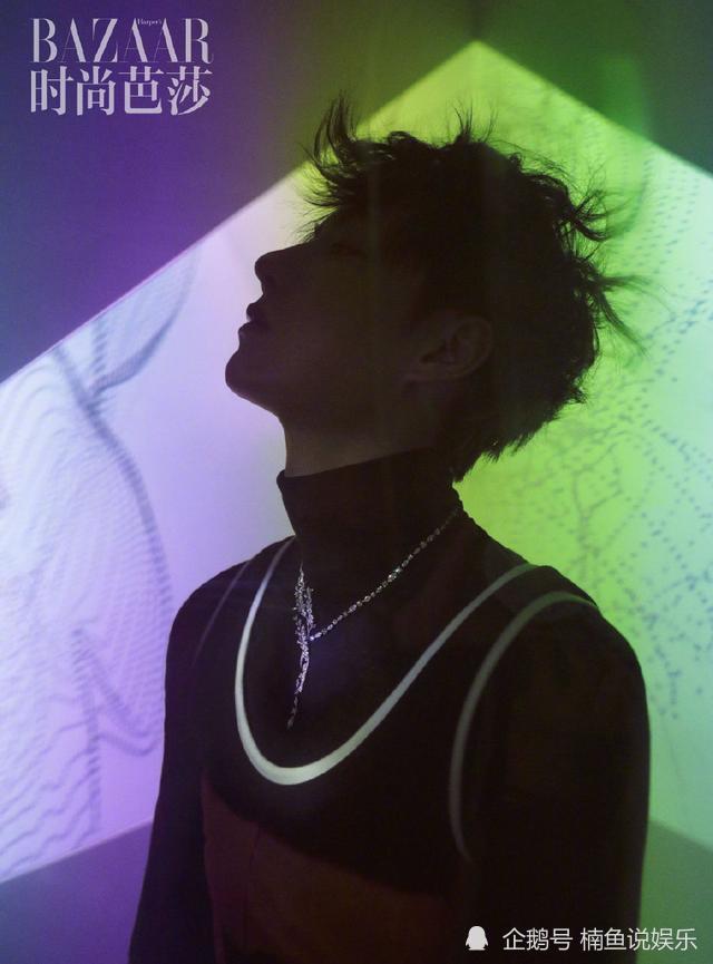 陈漫镜头下的王一博有多帅卷毛造型登上时尚芭莎侧颜好绝