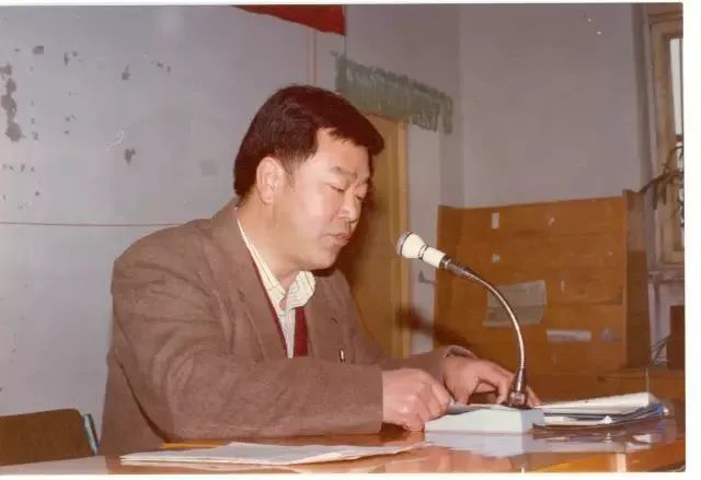 完成1988年奇迹迫降的王祥春机长,在1999年获评功勋飞行员,是原新疆