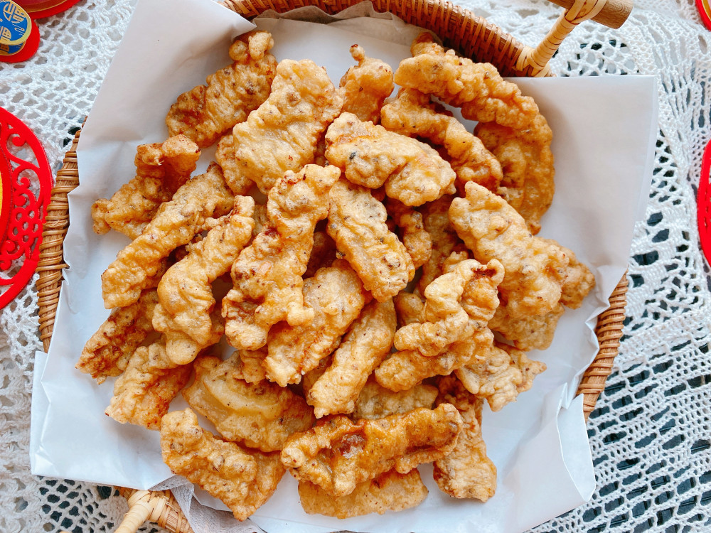 过年必备的小酥肉卡卡脆的那种面糊是基础花椒处理是关键