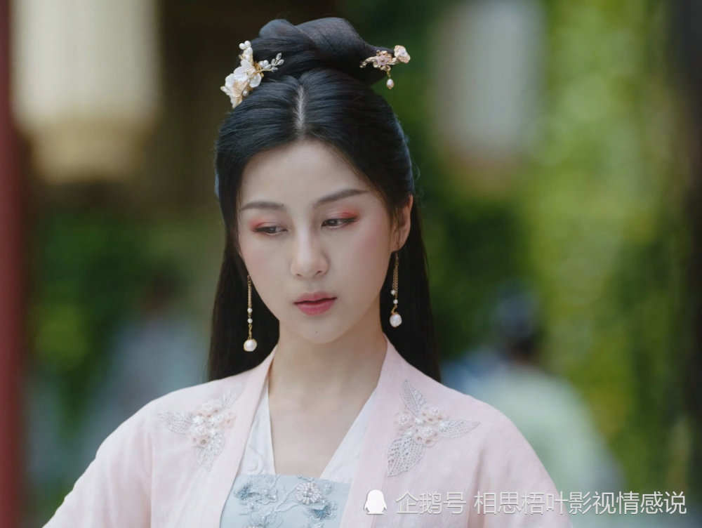 石飞仙得不到容瑕的爱,除了没有主角光环,至少还有