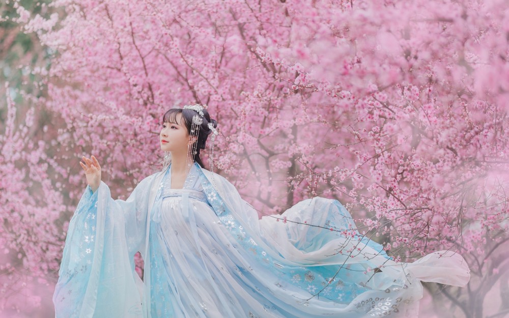 古风清纯养眼美少女,桃花朵朵开_腾讯新闻