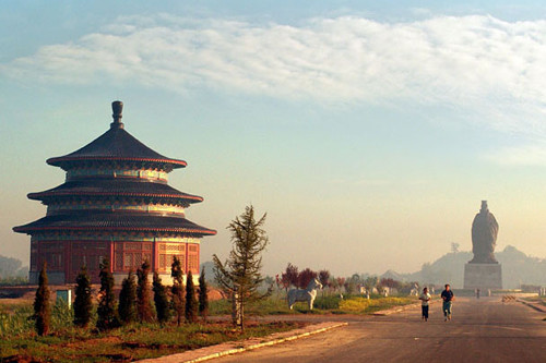 据了解,这个地方是山东滨州秦皇台风景区!