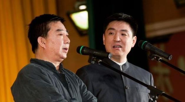 他与师父姜昆只差七岁被戏称为只会一段相声也能成表演艺术家