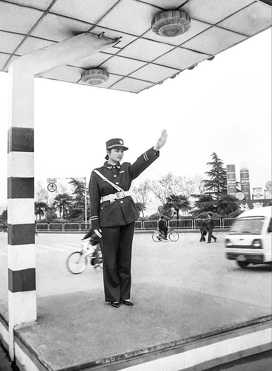 九十年代公安制服图片