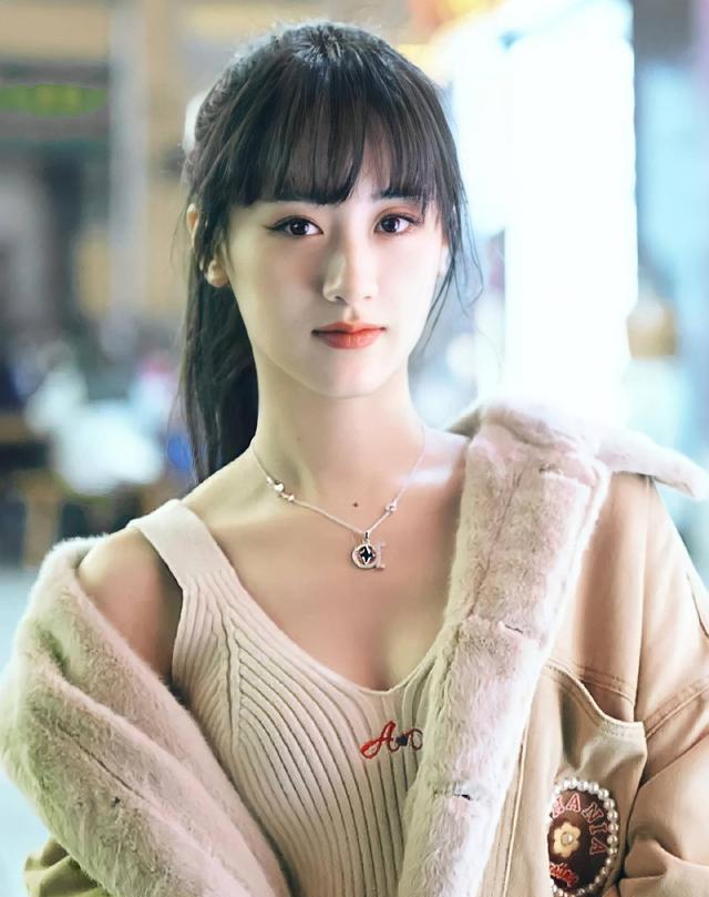 罗云熙,袁冰妍,胡一天等九位艺人的娱乐小八卦,有你感兴趣的吗_腾讯
