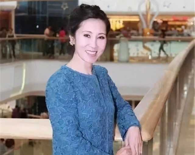 王思聪的妈妈林宁:气质优雅,精致干练,还有一颗粉嫩的少女心