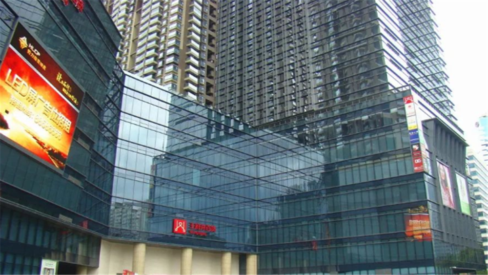 遗憾福建一商场面临倒闭苦苦经营8年还是被电商击垮