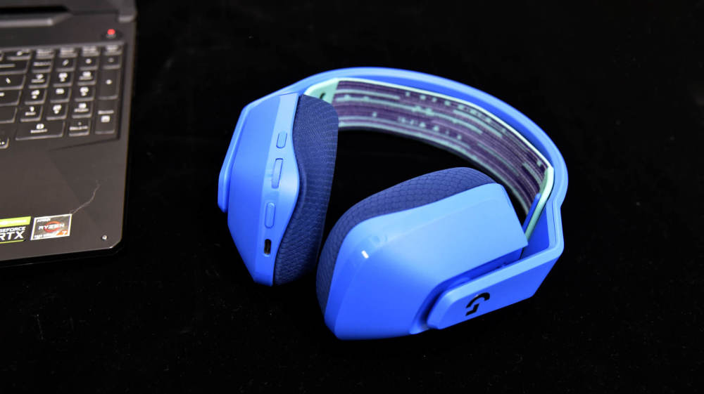 更"好色"的实力派!罗技g733无线游戏耳机简评