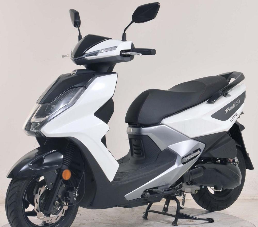 新車最大的區別在於發動機部分,排量雖然還是150cc,但型號代碼表示它