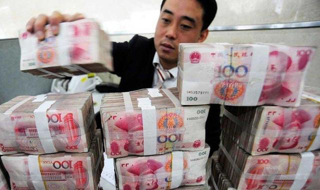 山东老板发年终奖1500万给员工发40辆车网友这公司爱了