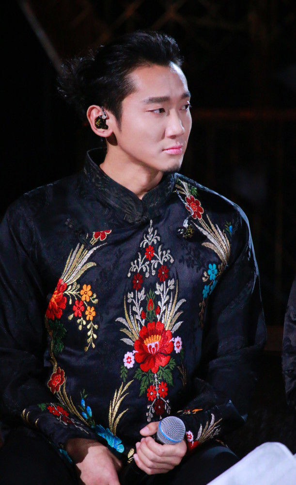 扎西平措《经典咏流传》传唱诗人李贺经典 藏腔唱出边塞风情