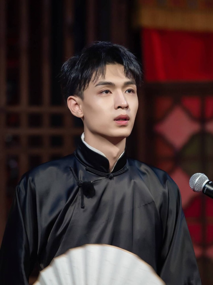 明星系列秦霄贤壁纸