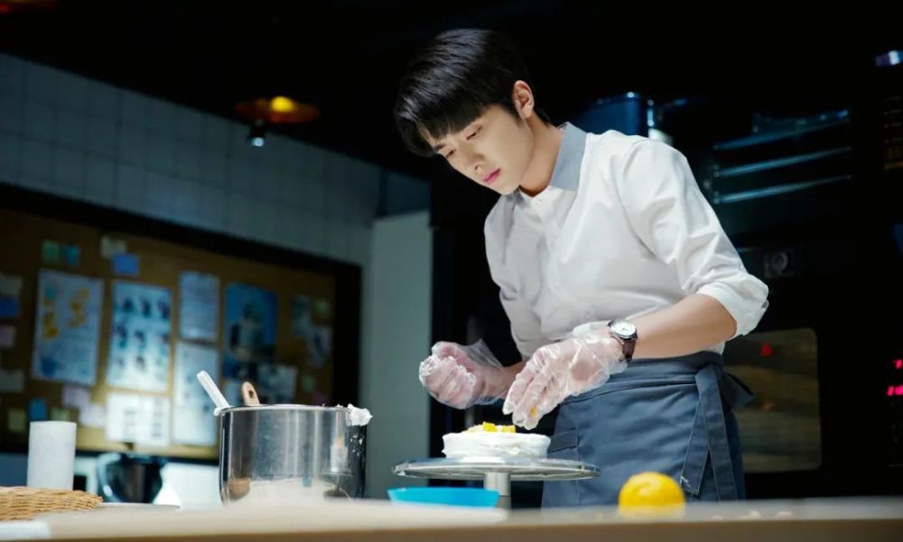 宋威龙张新成轮番表白谭松韵看端水大师谭松韵如何应对