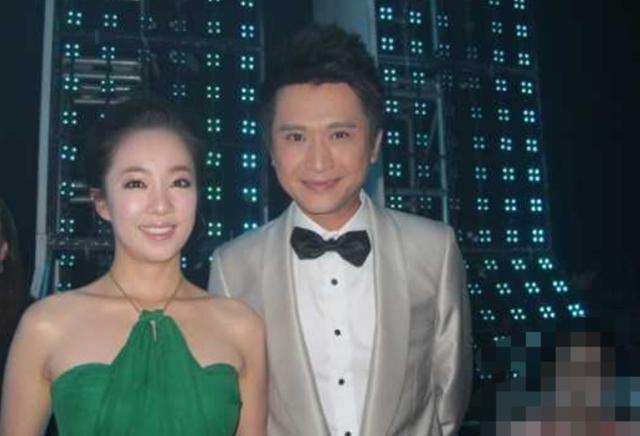 39岁的杨帆,与老婆甜蜜生活照,女儿只有五岁,十足的美人胚子