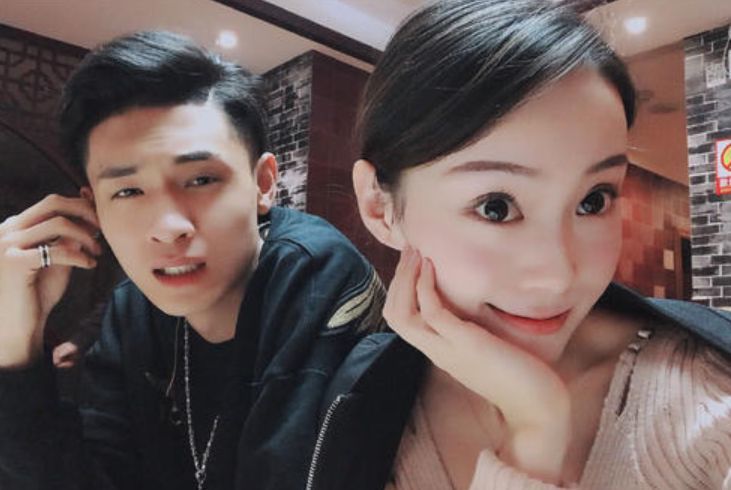 富二代人设崩塌?秦霄贤家族酒店曝光,法人根本不姓秦_腾讯新闻