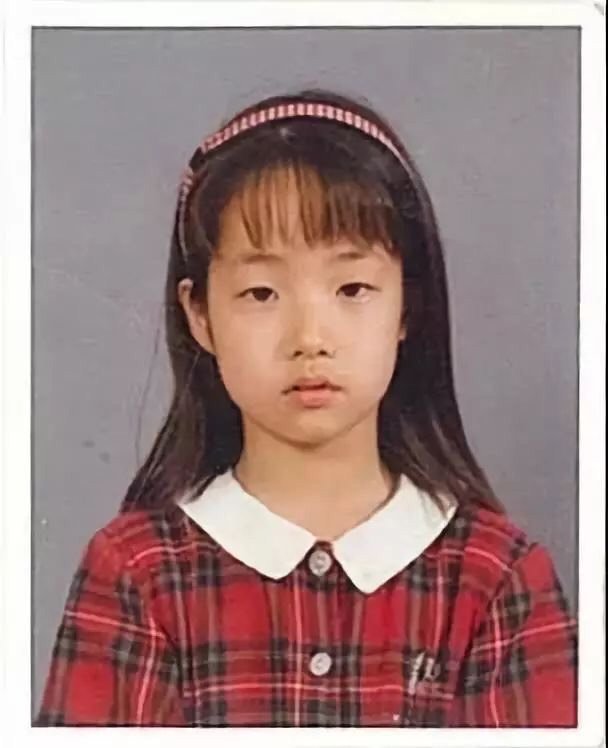 而如今33岁的她还是稳坐韩剧女主角的第一把交椅~真是吃了"防腐剂"的