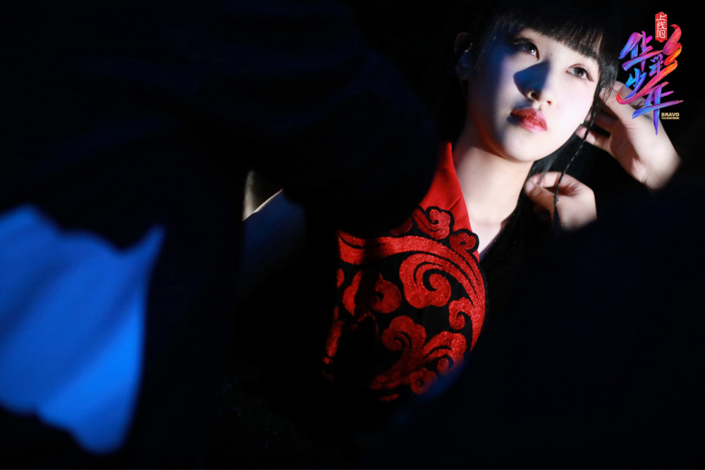 sing钟颖燃爆华彩少年舞台破茧演绎热血国漫