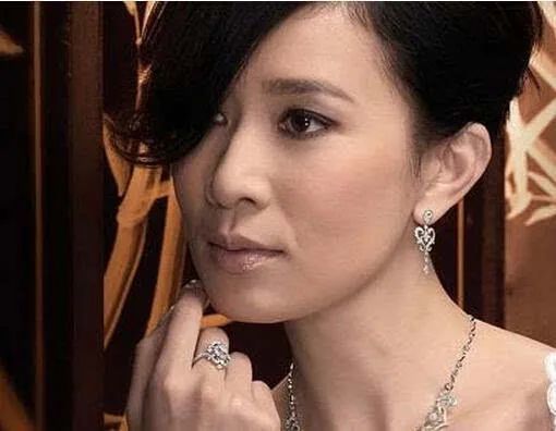 非富即贵富婆命的女人面相你占了几条