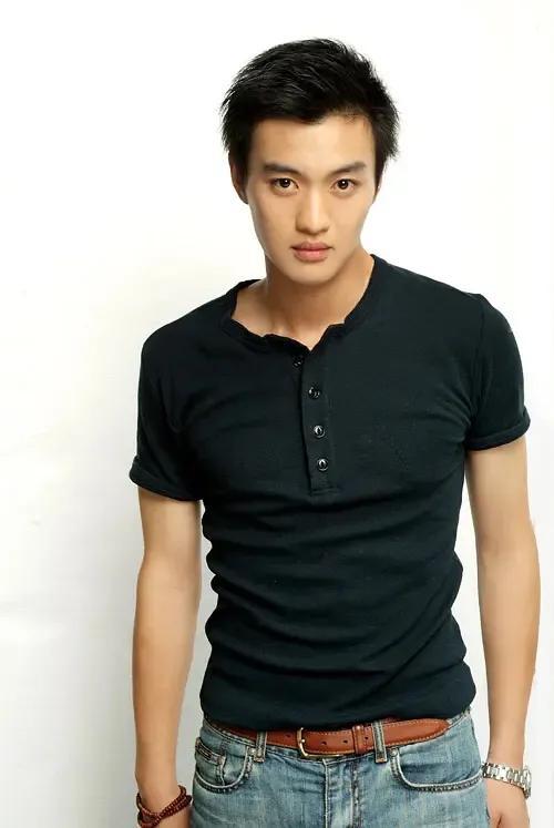 周一围,好"奇葩"的一演员