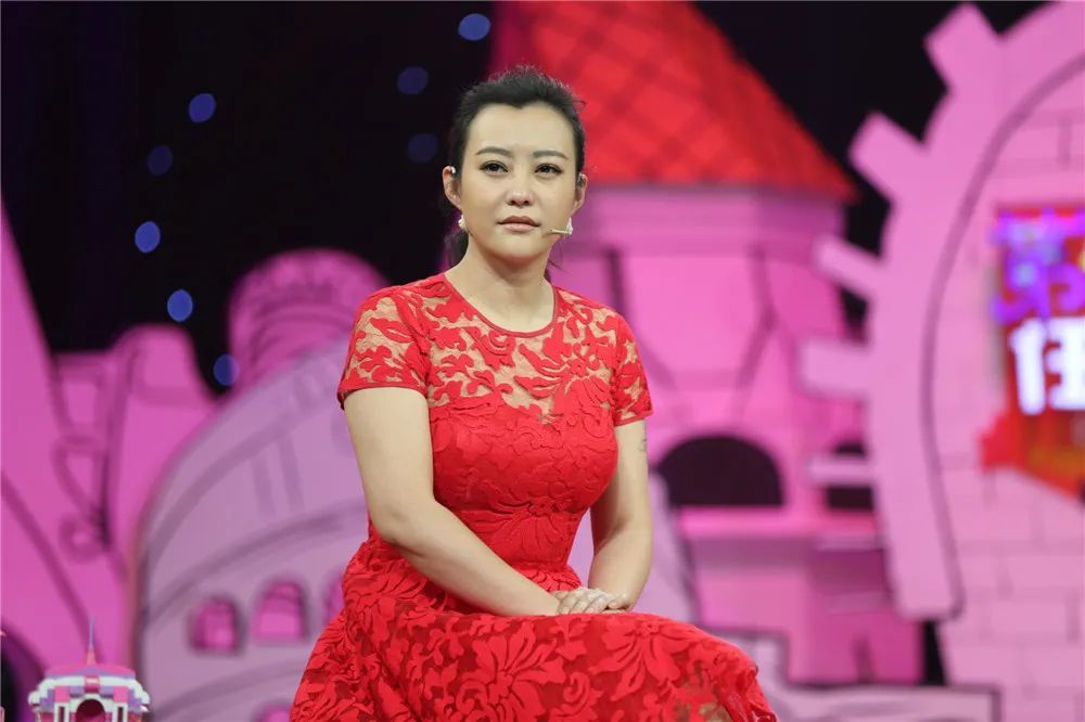 郝蕾怒怼郭家铭的表白,牵扯出11年前的大瓜,暴露出人性的丑恶_腾讯