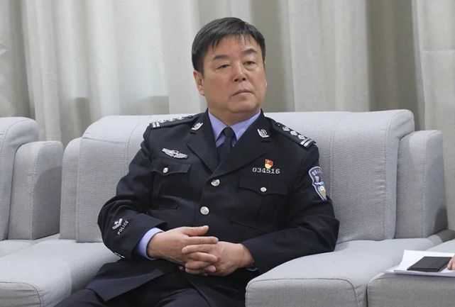 慰问座谈话家常 岁寒情深暖警心|公安局党委|延长县公安局|薛晓明