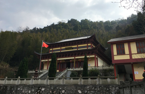 石门只剩半边,但金栗禅寺仍在_腾讯新闻