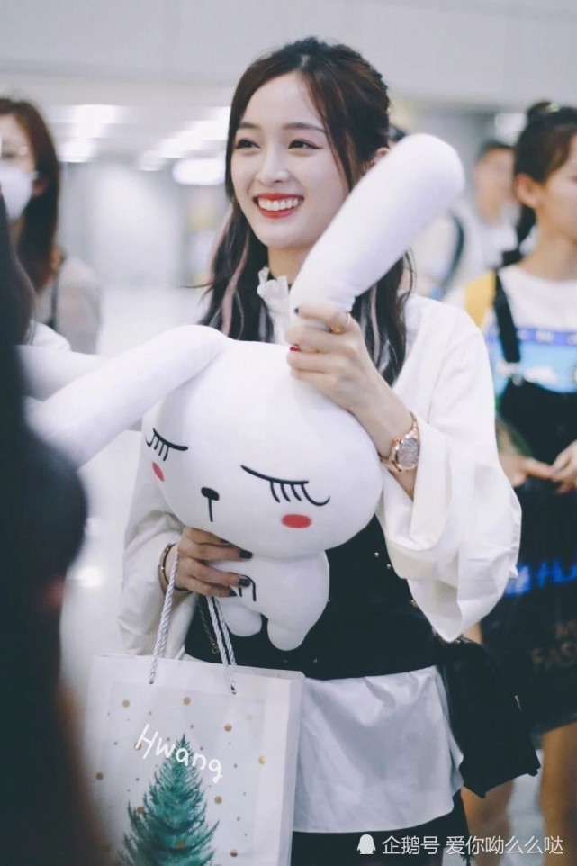 明星吴宣仪手机美图壁纸照片