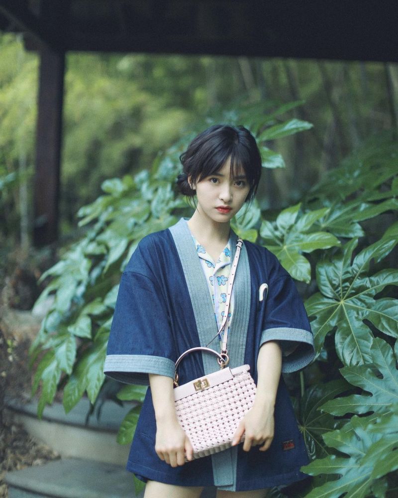 沈月中国风侠客造型太绝了,美女就是要找适合自己的风格