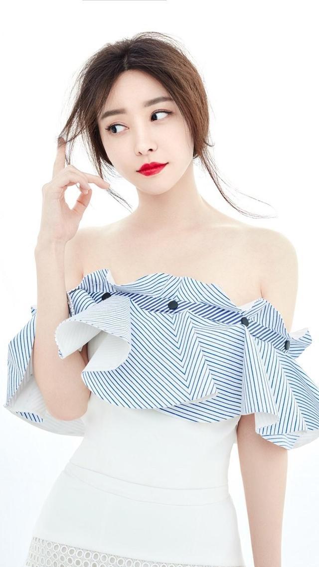 14位辽宁省的女星,60后巩俐,70后秦岚,80后娄艺潇,你最喜欢谁